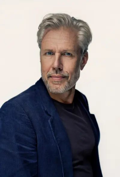 Kuva kirjailijasta Carl-Johan Vallgren