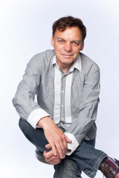 Kuva kirjailijasta Graeme Simsion