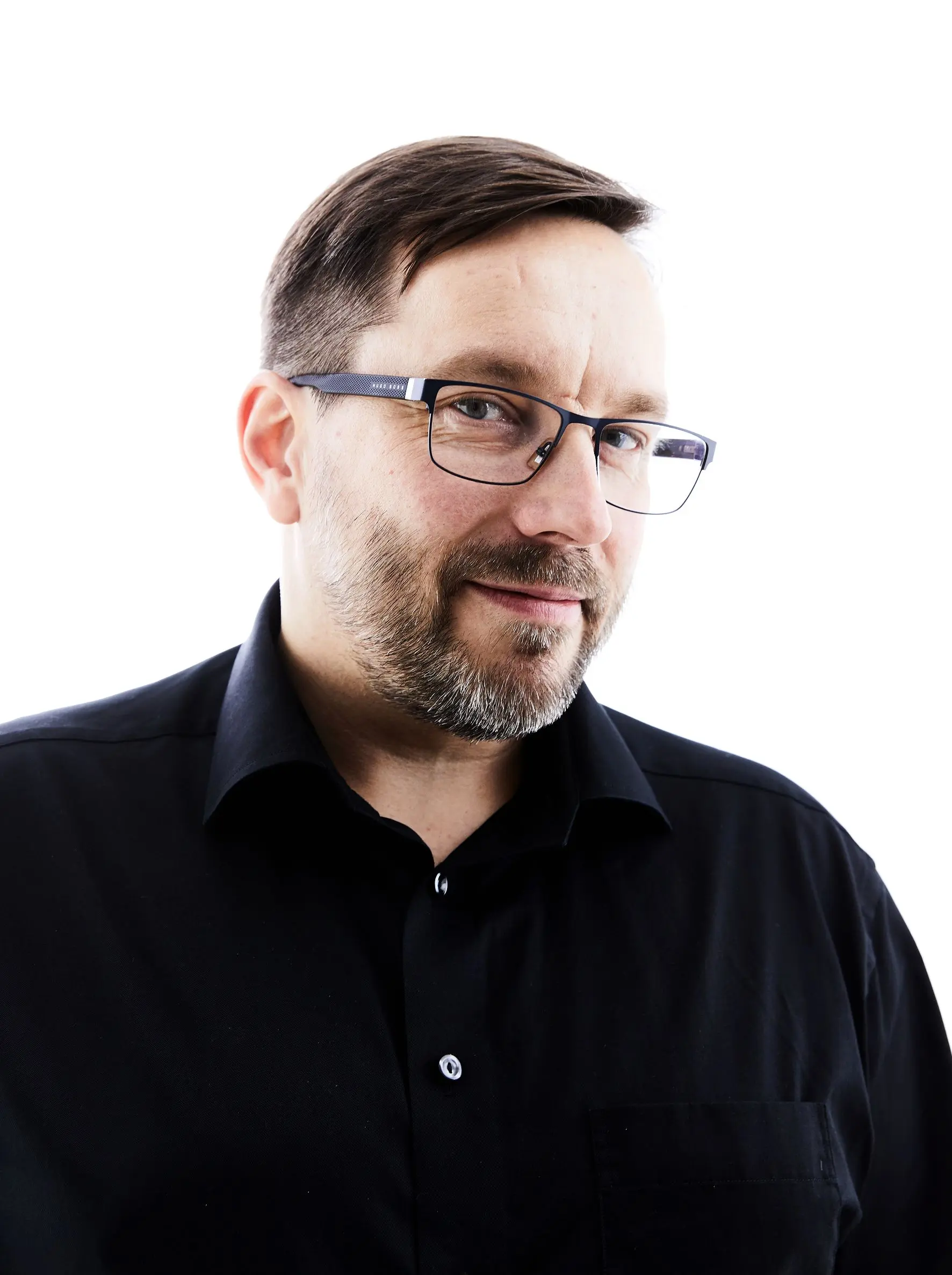 https://otava.staging.bojaco.com/wp-content/uploads/2021/04/Johannes-Lahtela-01a.webp