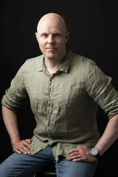 Kuva kirjailijasta Aki Linnanahde