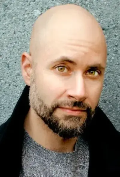 Kuva kirjailijasta Nathan Fairbairn
