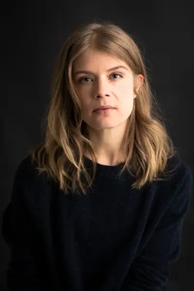 Kuva kirjailijasta Alina Tomnikov