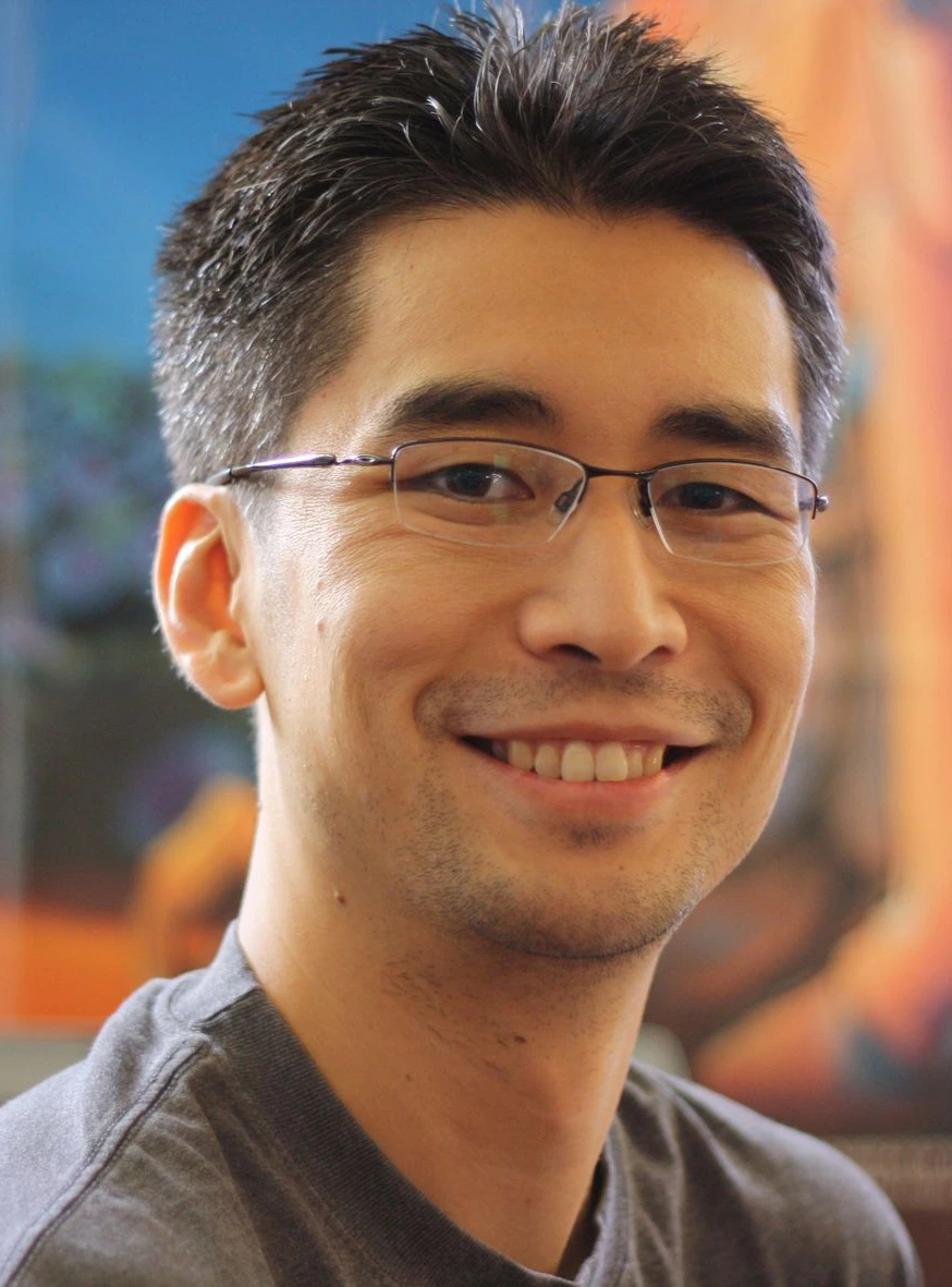 https://otava.staging.bojaco.com/wp-content/uploads/2024/05/Kazu-Kibuishi_credit-Gordon-Luk-e1716199186124.webp
